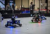 开云网页版-F1锦标赛上演强强对话，渝州猎隼队强势反弹北城银狐队，团队配合流畅；黑马成最大惊喜的简单介绍