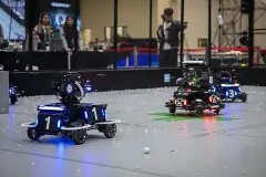 开云网页版-F1锦标赛上演强强对话，渝州猎隼队强势反弹北城银狐队，团队配合流畅；黑马成最大惊喜的简单介绍